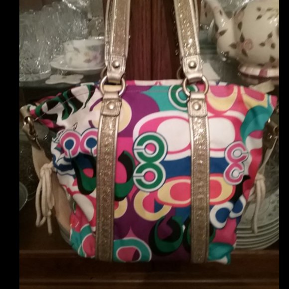 Coach Poppy Pop C Daisy Glam Graffitti Spotlight - Picture 2 of 5